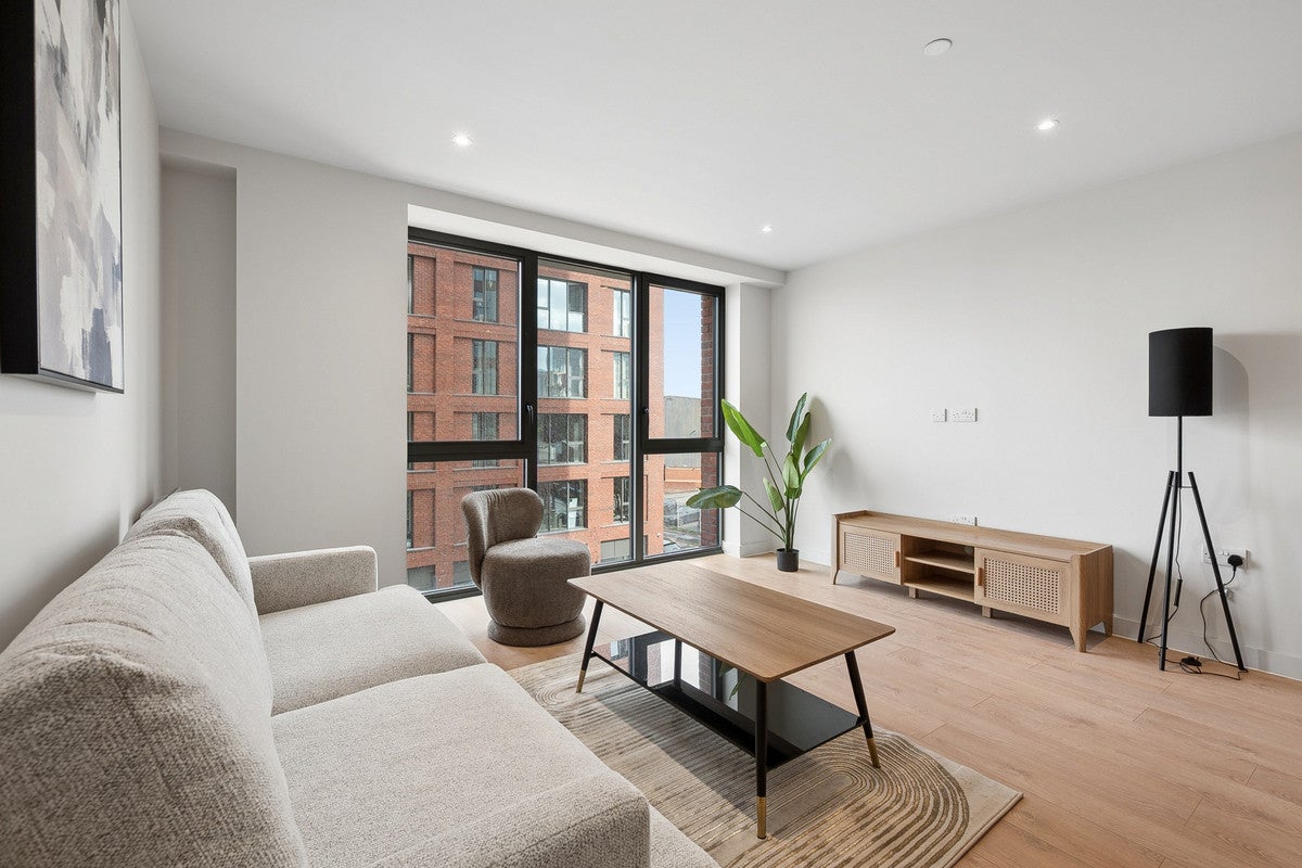 Flat Dutton Street in Manchester