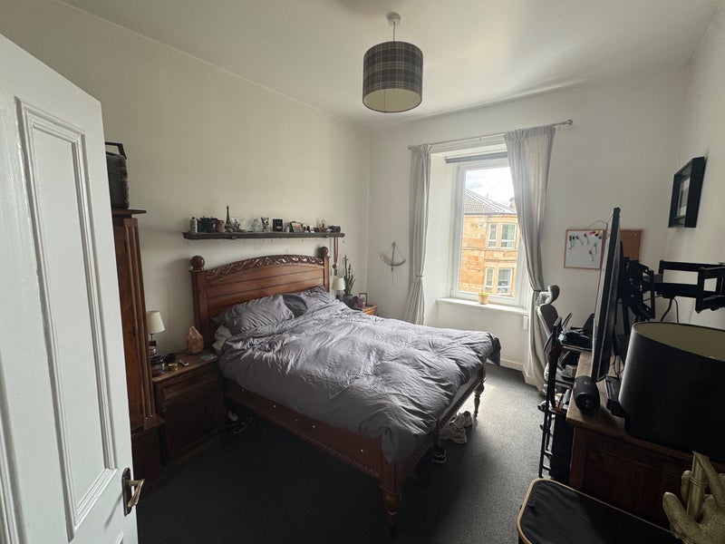 Room Old Dumbarton Road in Glasgow