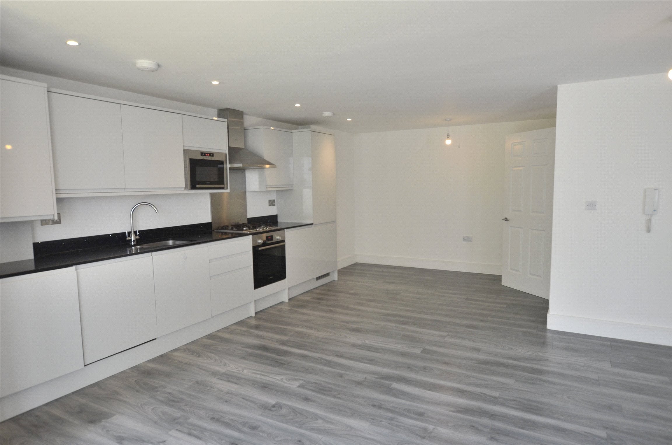 Flat Moir Close in Greater London
