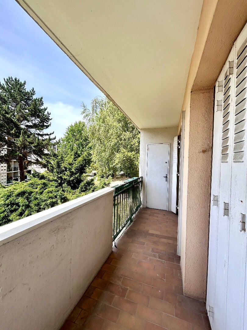 Appartement Rue du Docteur Charcot à Fresnes