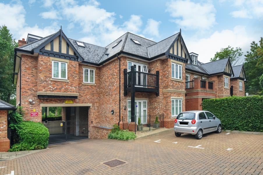 Flat R37 in Greater London