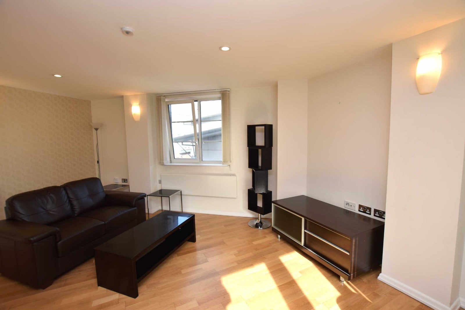 Flat Lloyd Street in Trafford