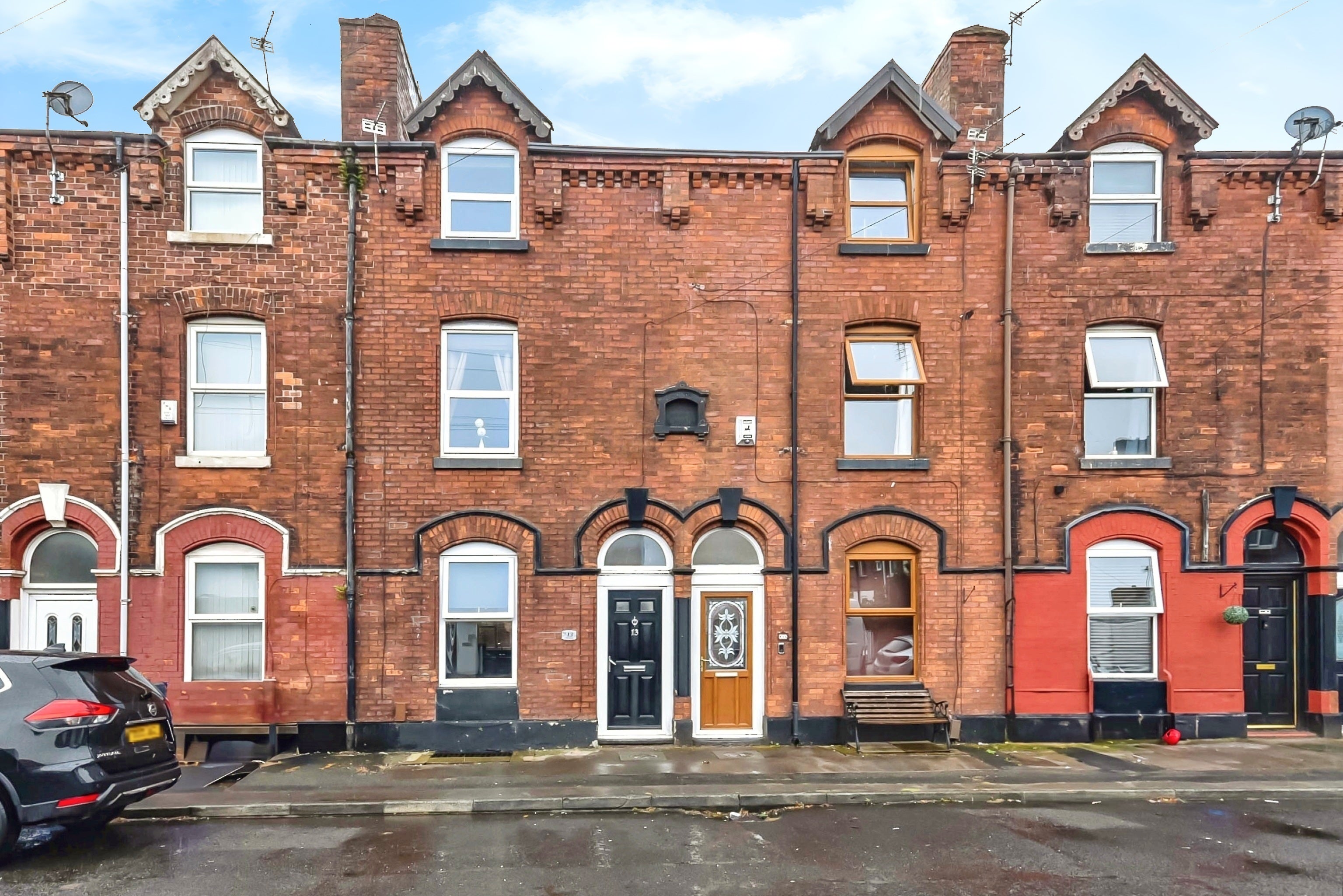 House Nile Street in Tameside
