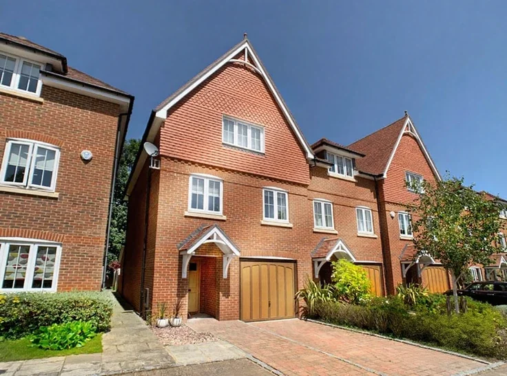 House Belmont Road in Maidenhead