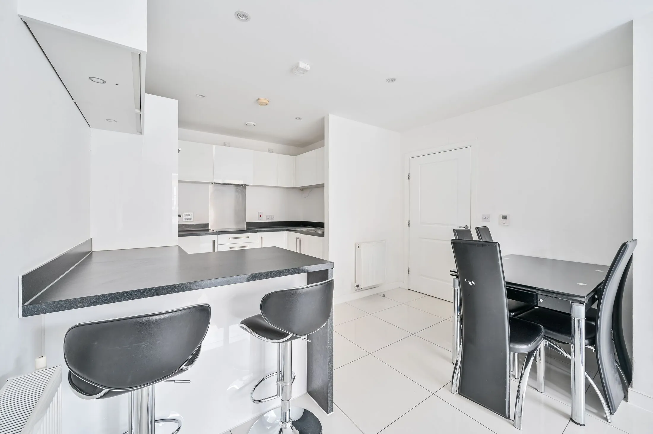 Flat Ben Jonson Road in Greater London