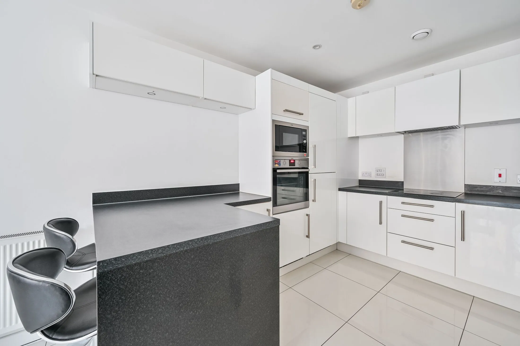 Flat Ben Jonson Road in Greater London