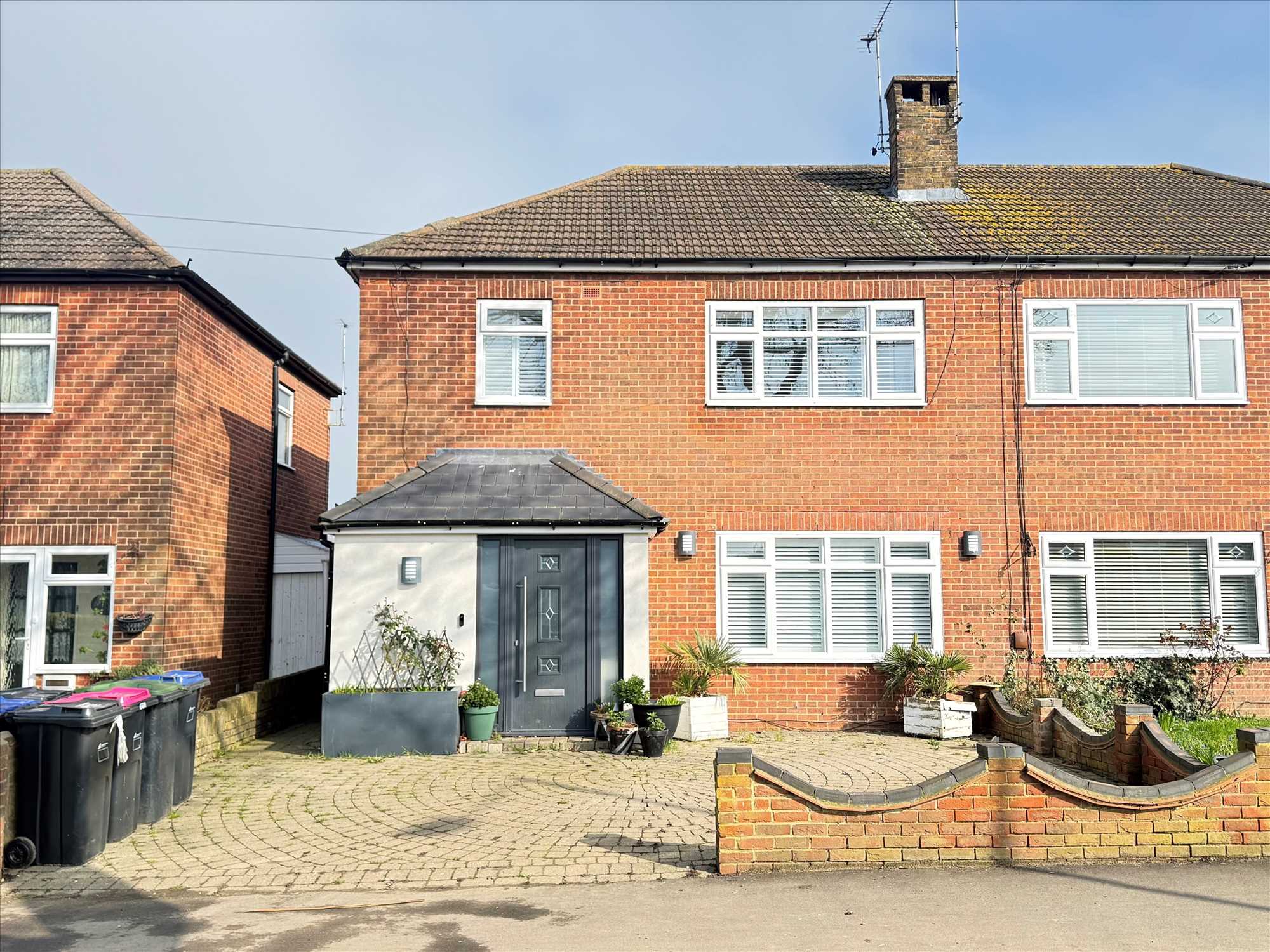House Woodcutters Avenue in Southend-on-Sea