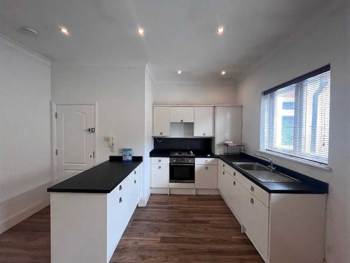 Flat Finchley Road in Southend-on-Sea