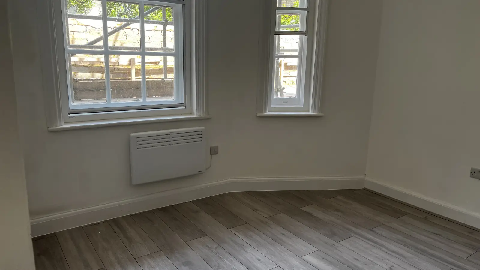 Room South Street in Greater London
