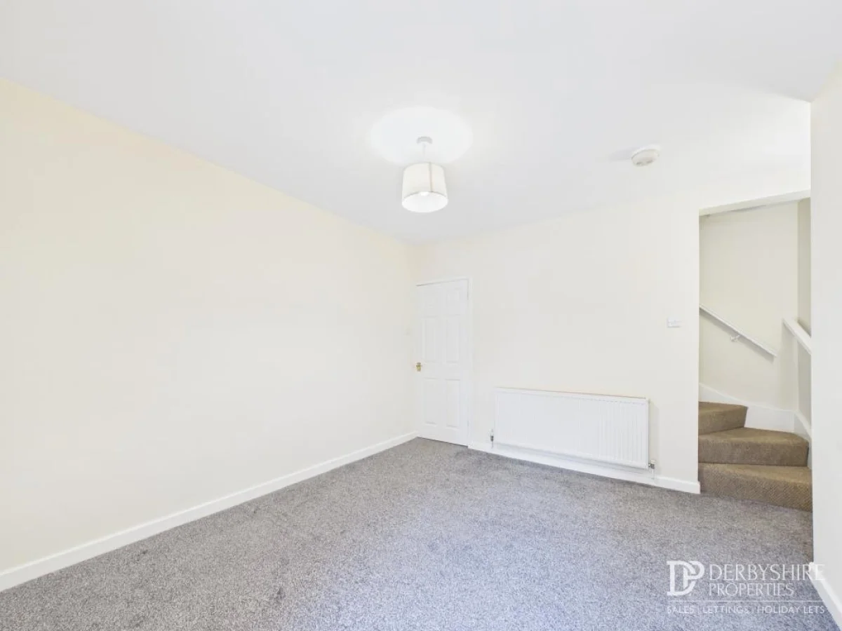 Flat Clay Street in Shirland and Higham