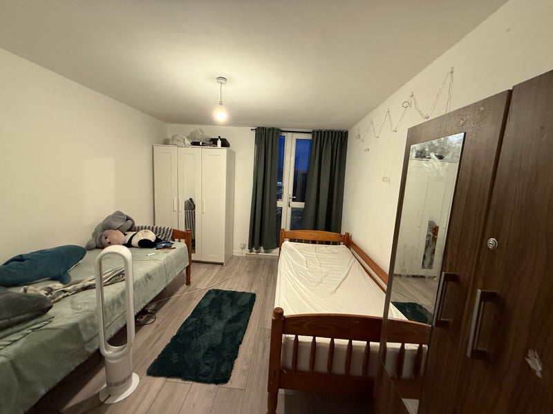 Room St Stephen's Road in Greater London
