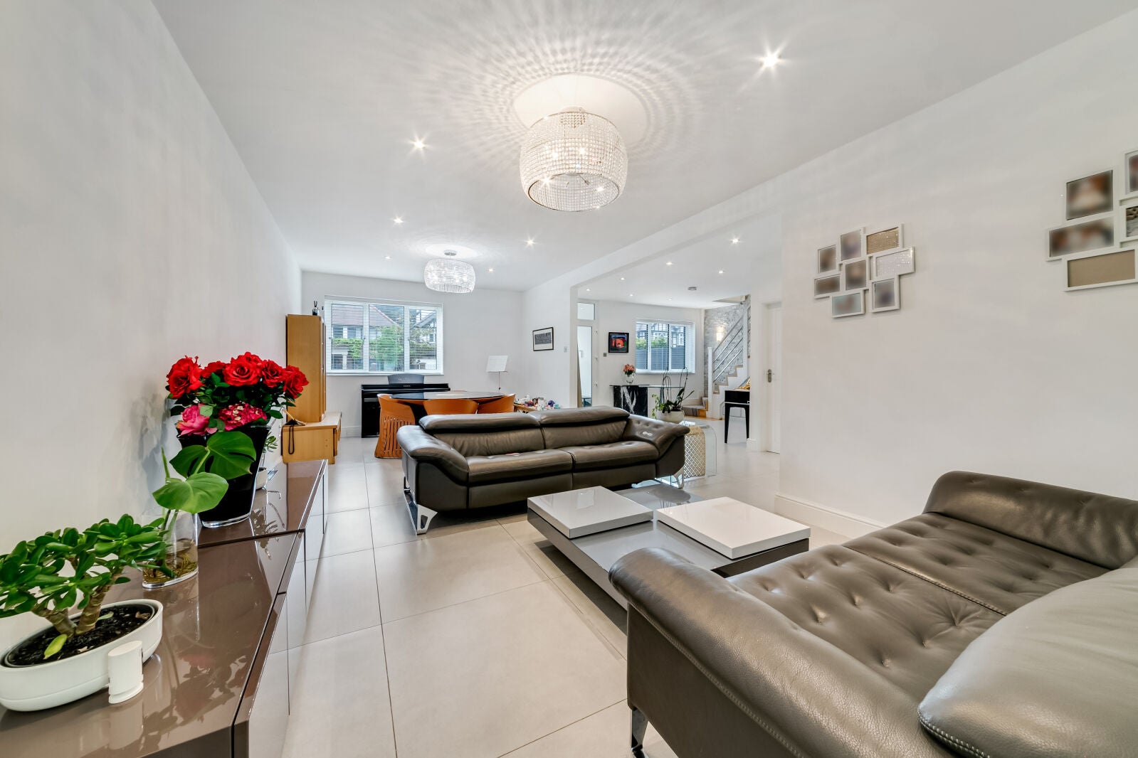 House Ullswater Crescent in Greater London