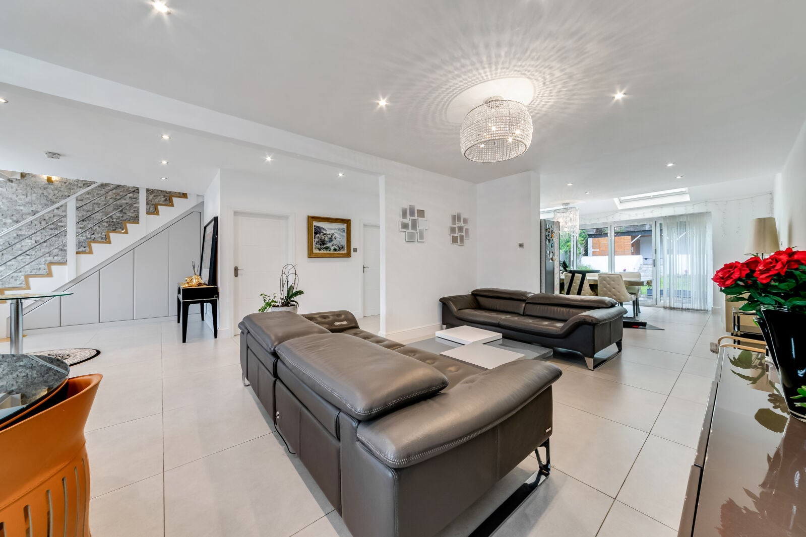 House Ullswater Crescent in Greater London