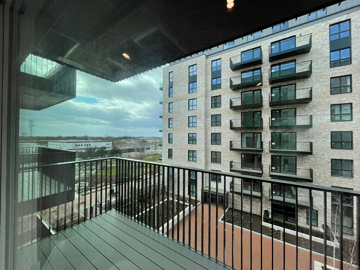 Flat South Road in Greater London