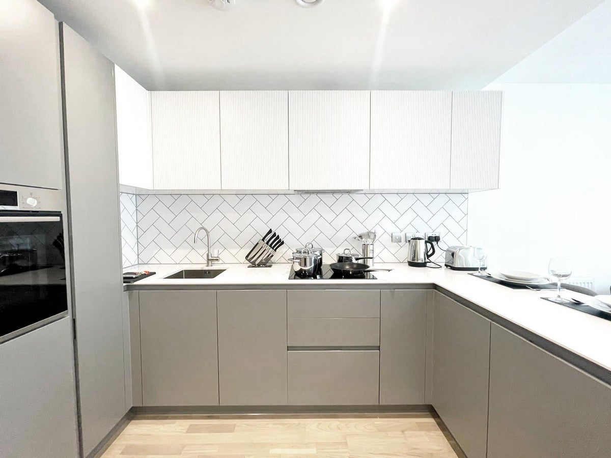 Flat South Road in Greater London