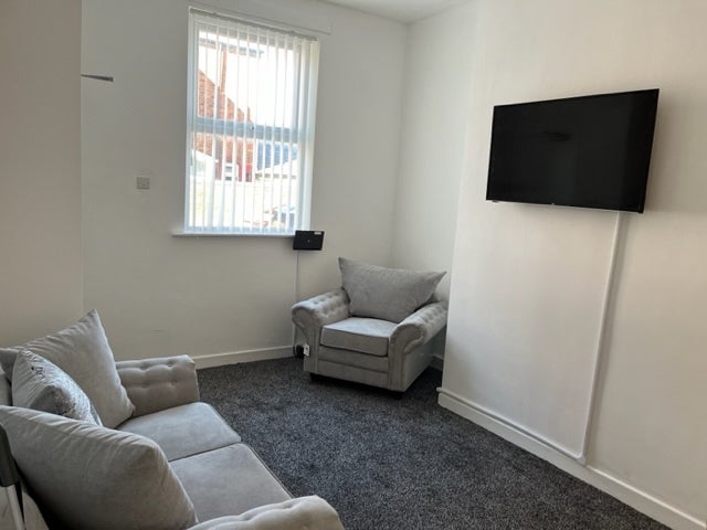 Room Hardacre Street in West Lancashire