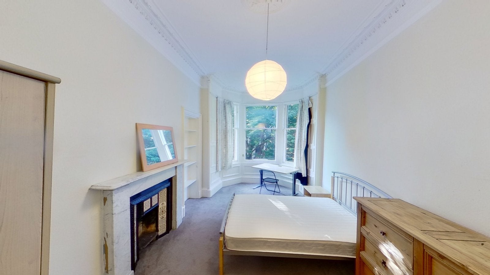 Flat Marchmont Road in City of Edinburgh