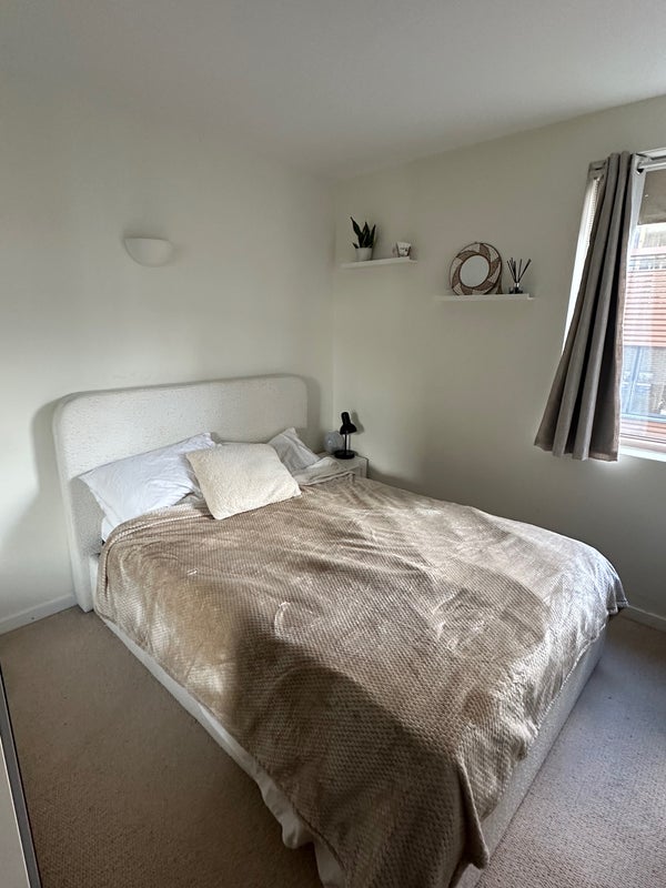 Flat Poole Street in Greater London