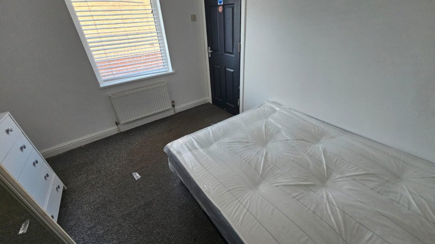Room Farrar Street in Barnsley