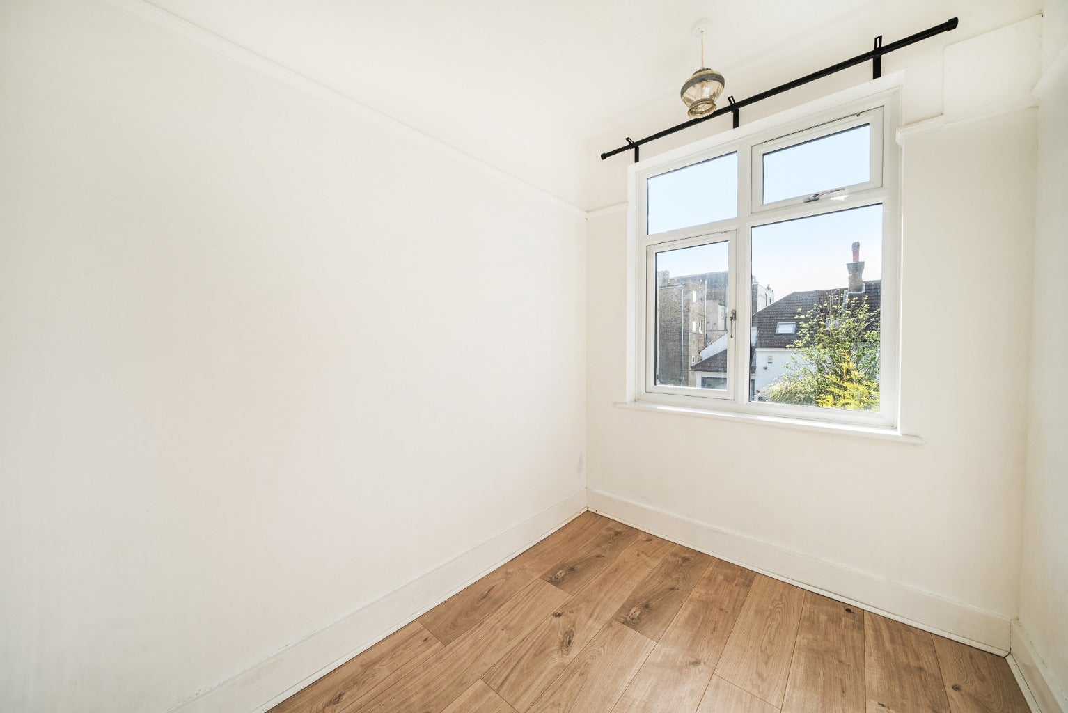 House Pleydell Avenue in Greater London