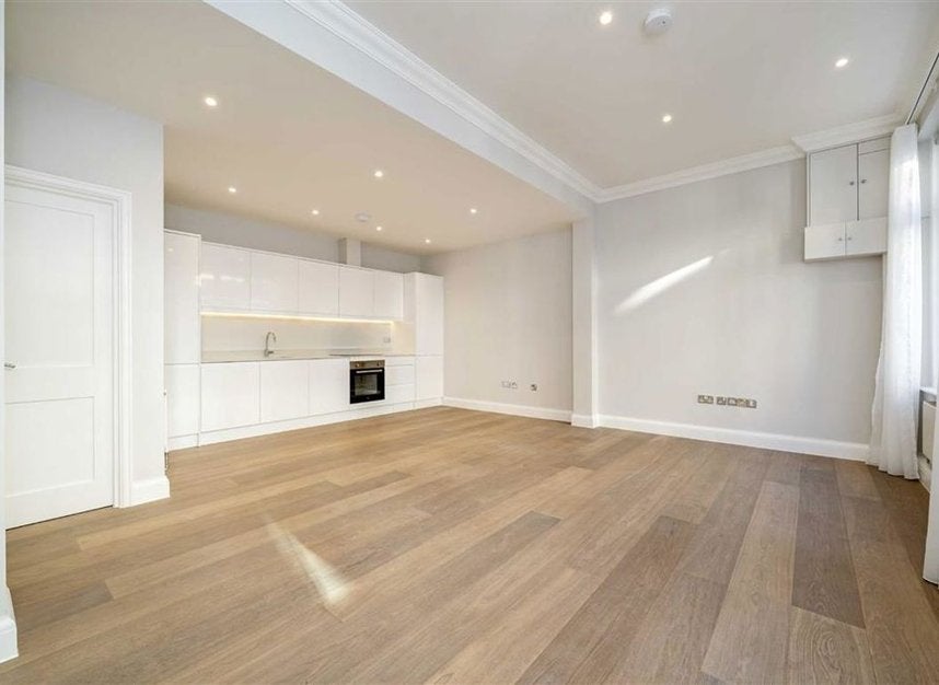 House Montagu Mews South in City of Westminster