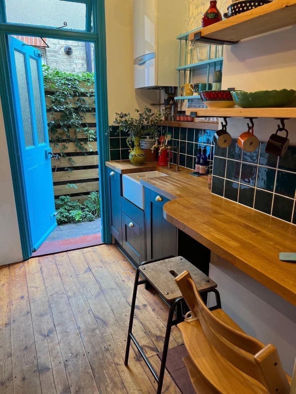 Room Brettenham Road in Greater London