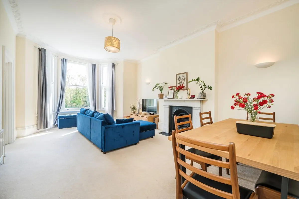 Flat Cambridge Park in Greater London