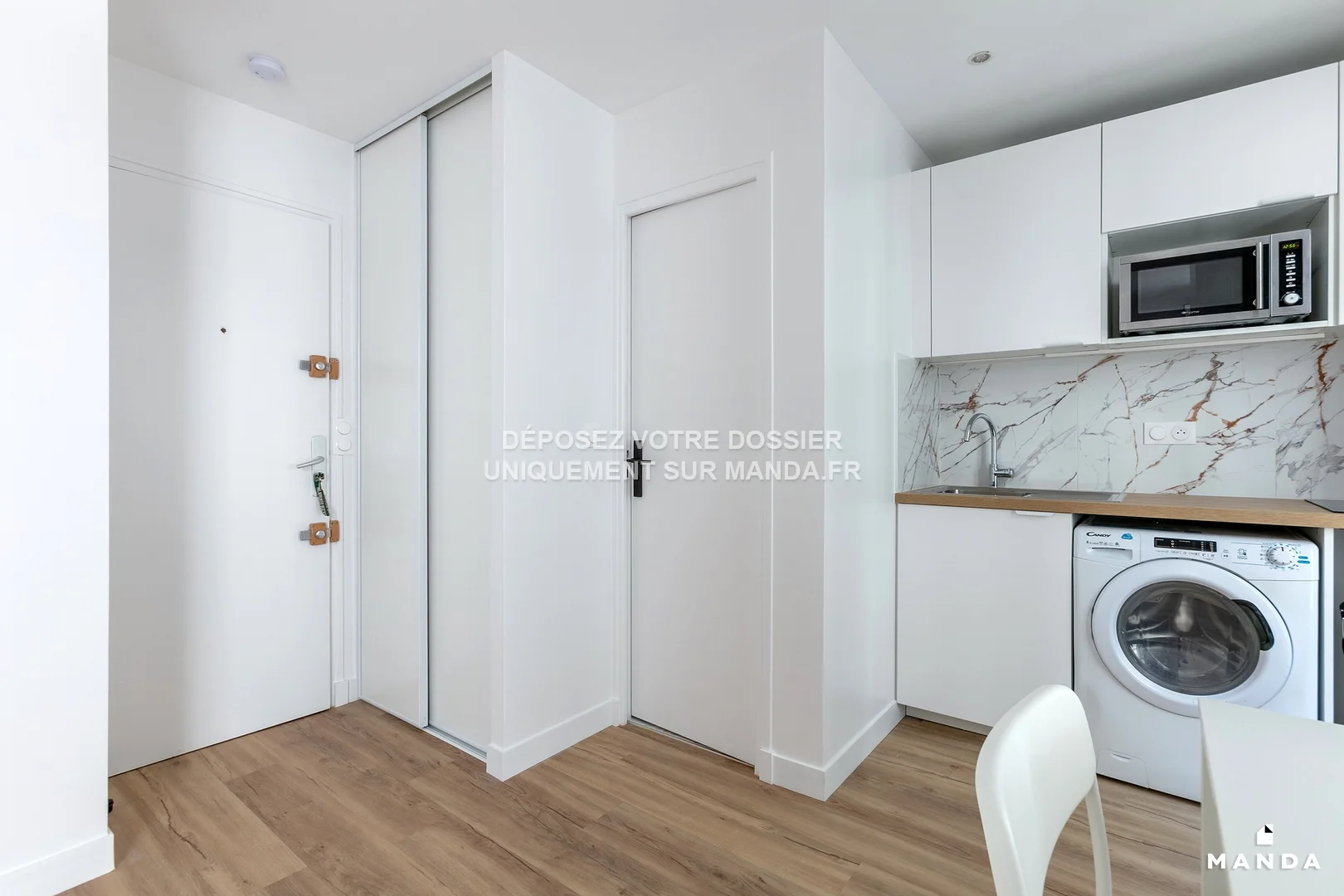 Appartement Rue de Lévis à Paris