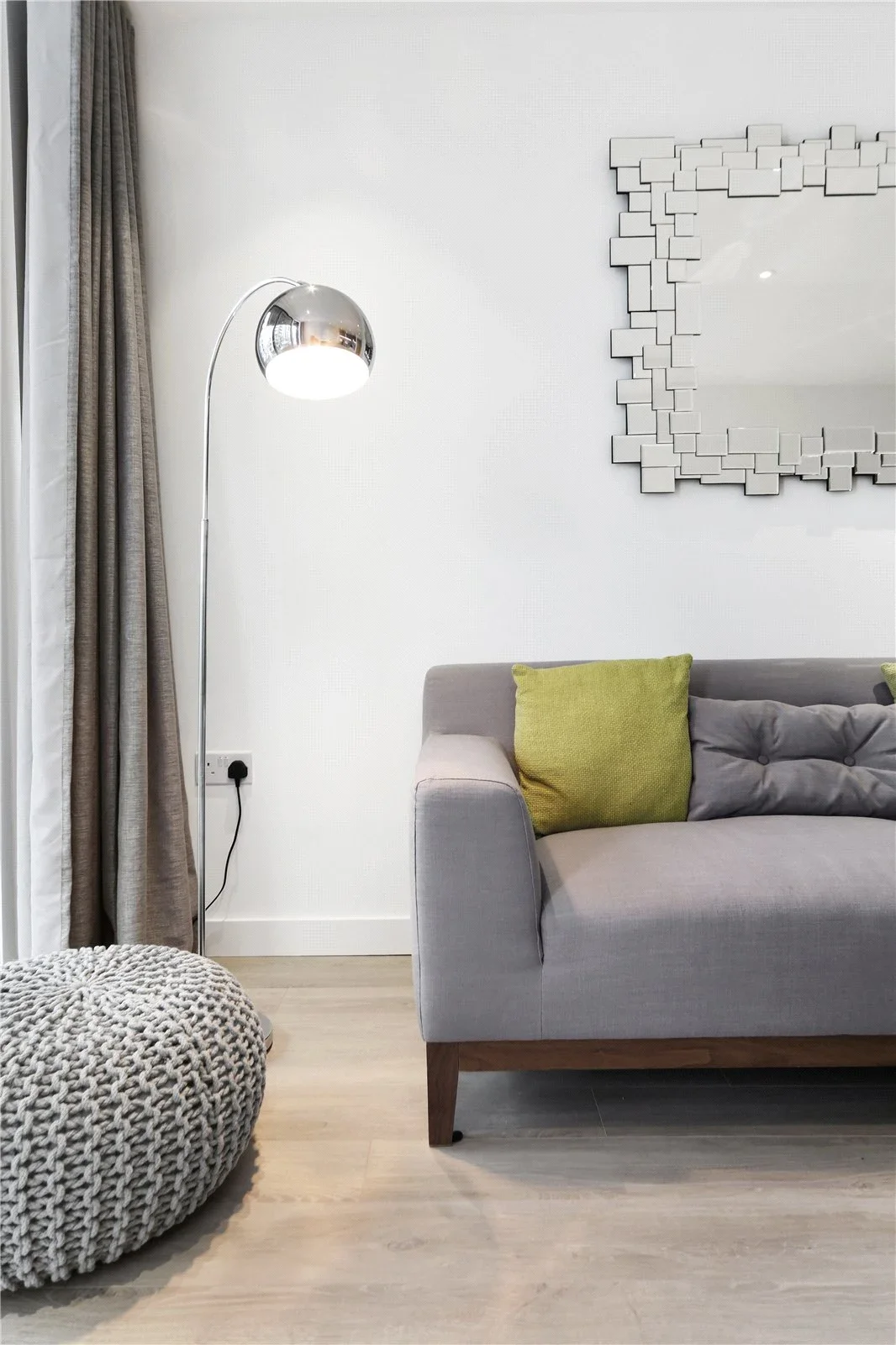 Flat Endymion Road in Greater London