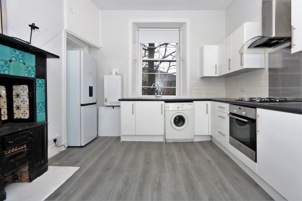 Flat Hyndland Avenue in Glasgow
