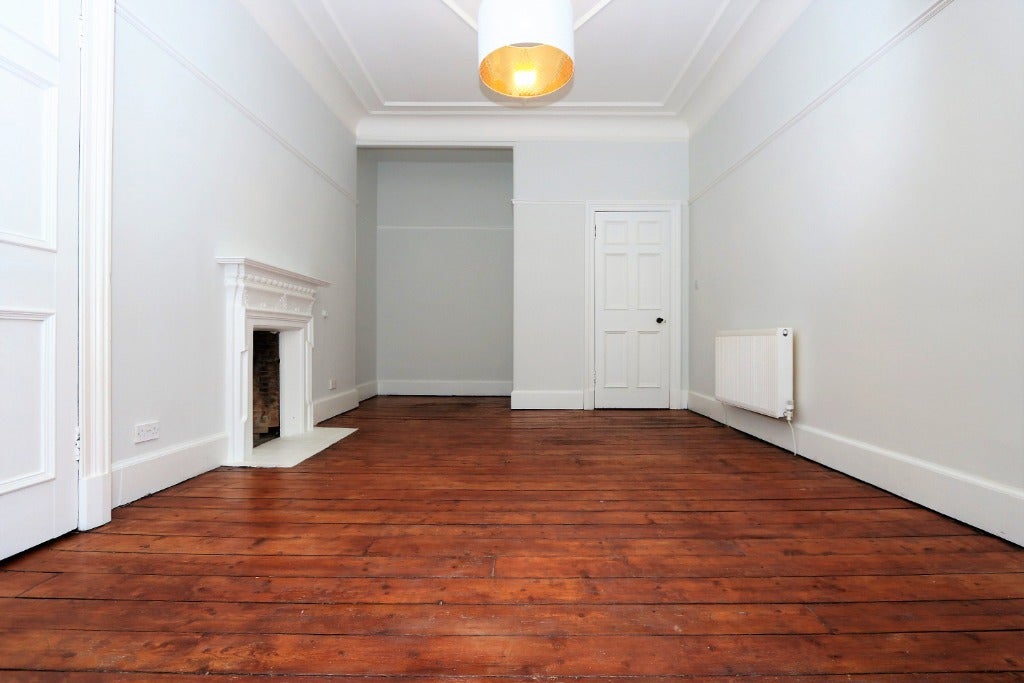 Flat Hyndland Avenue in Glasgow