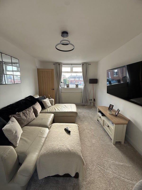 Room George Street in Barnsley