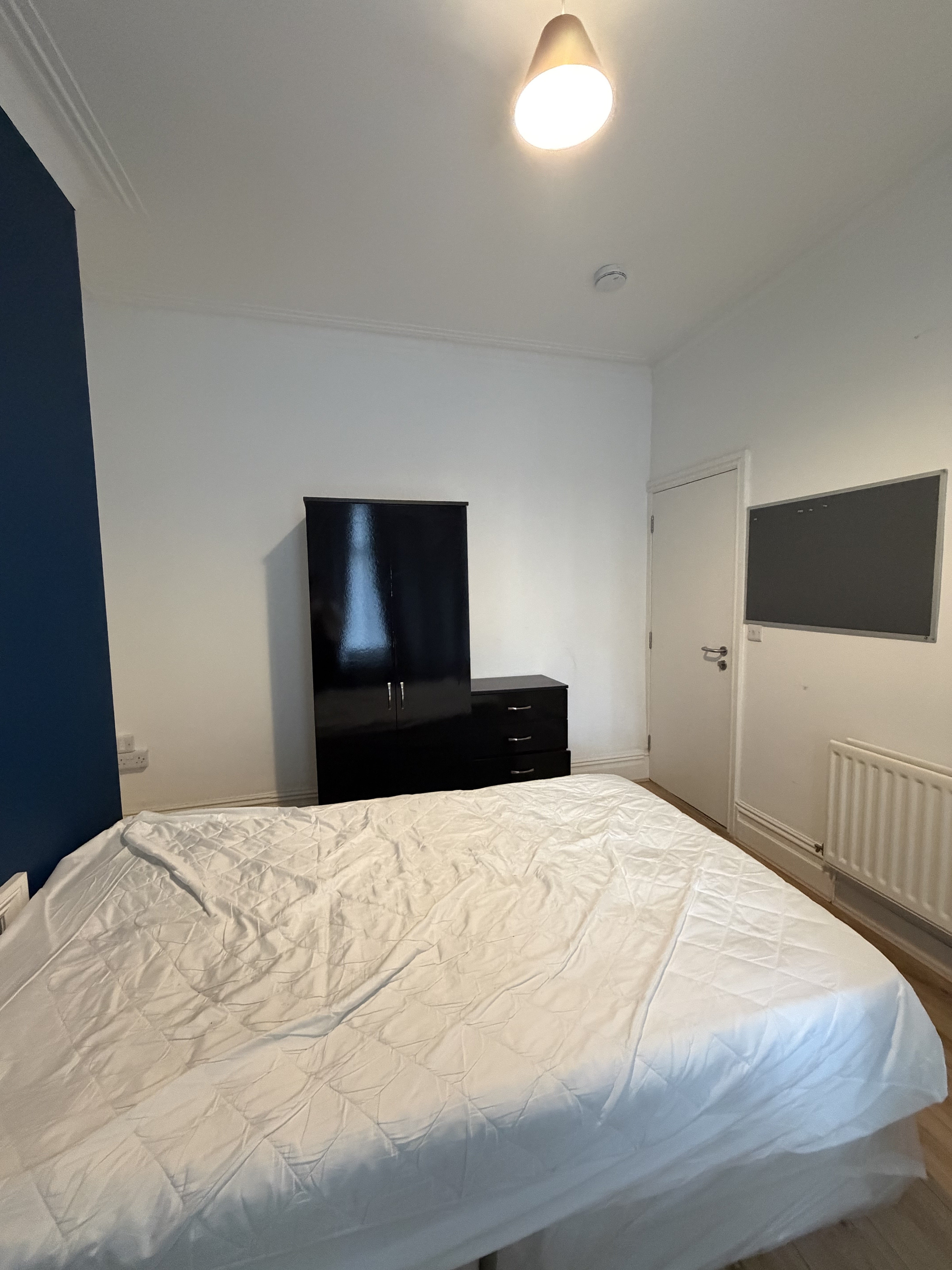 Room Prestwich Street in Burnley