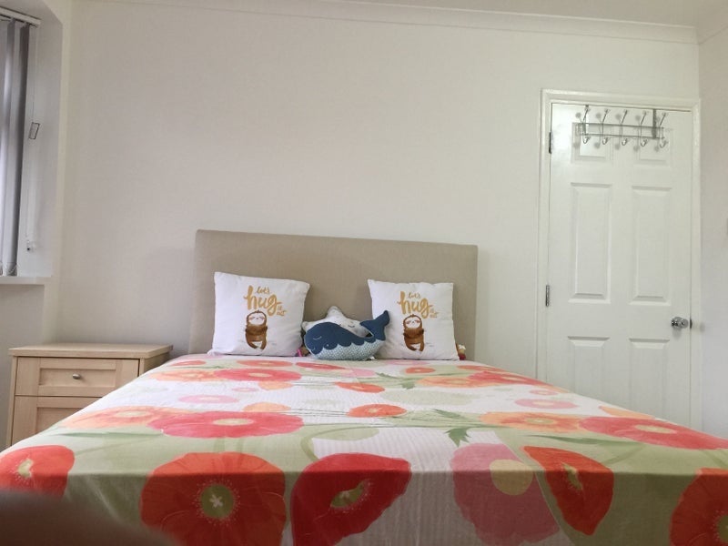 Room Avon Road in Sunbury-on-Thames