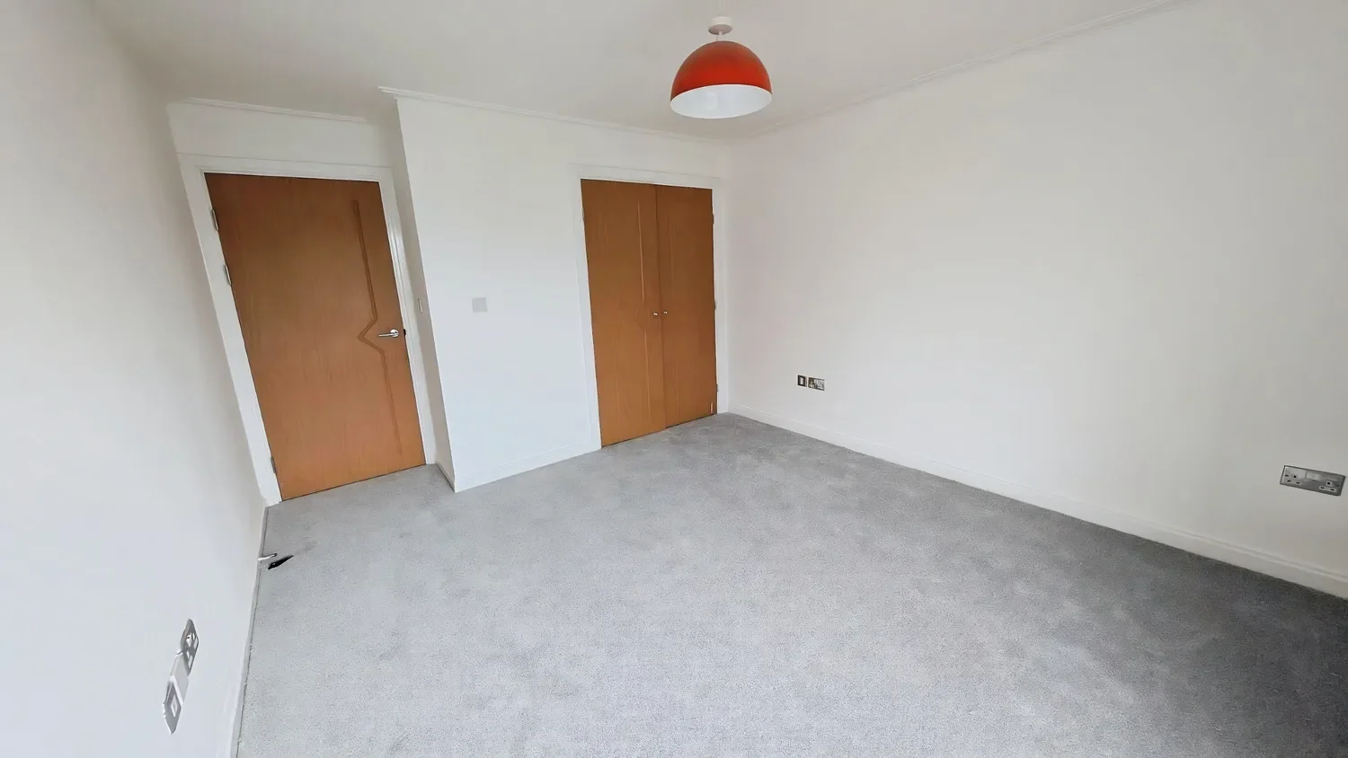 Flat Clarence Road in Cardiff