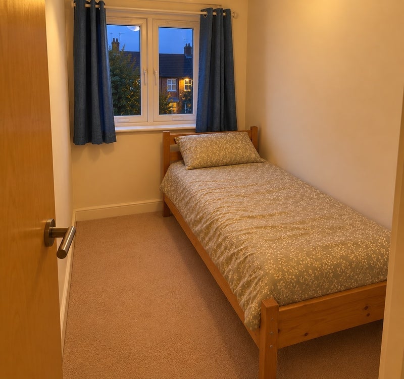 Room Bartholomews Square in Bristol
