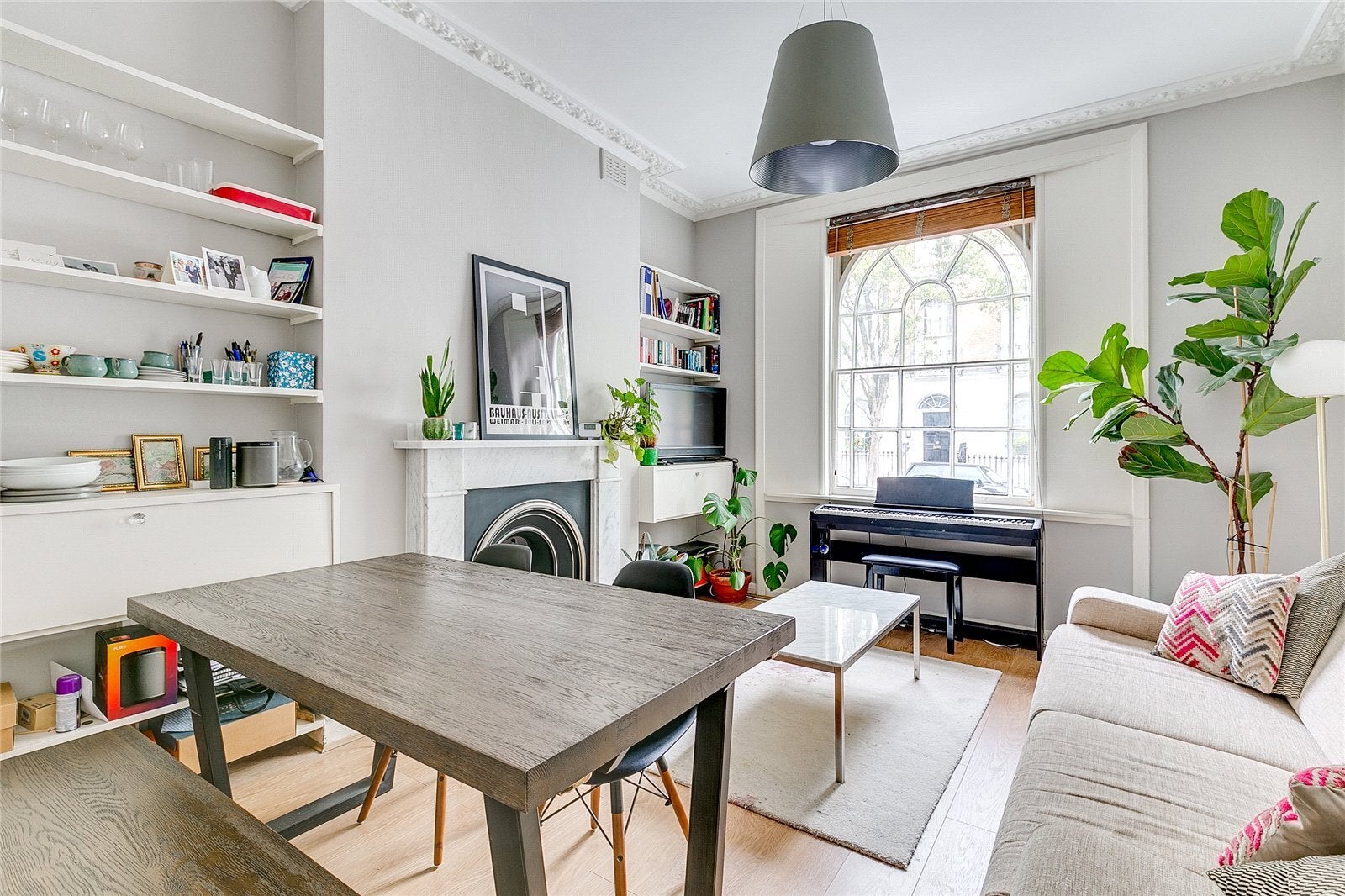 Flat Barnsbury Street in Greater London