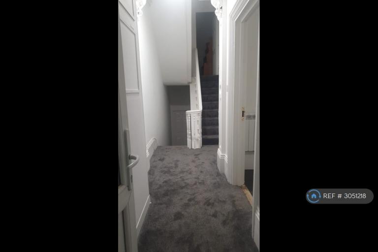 Flat Colwyn Road in Northampton