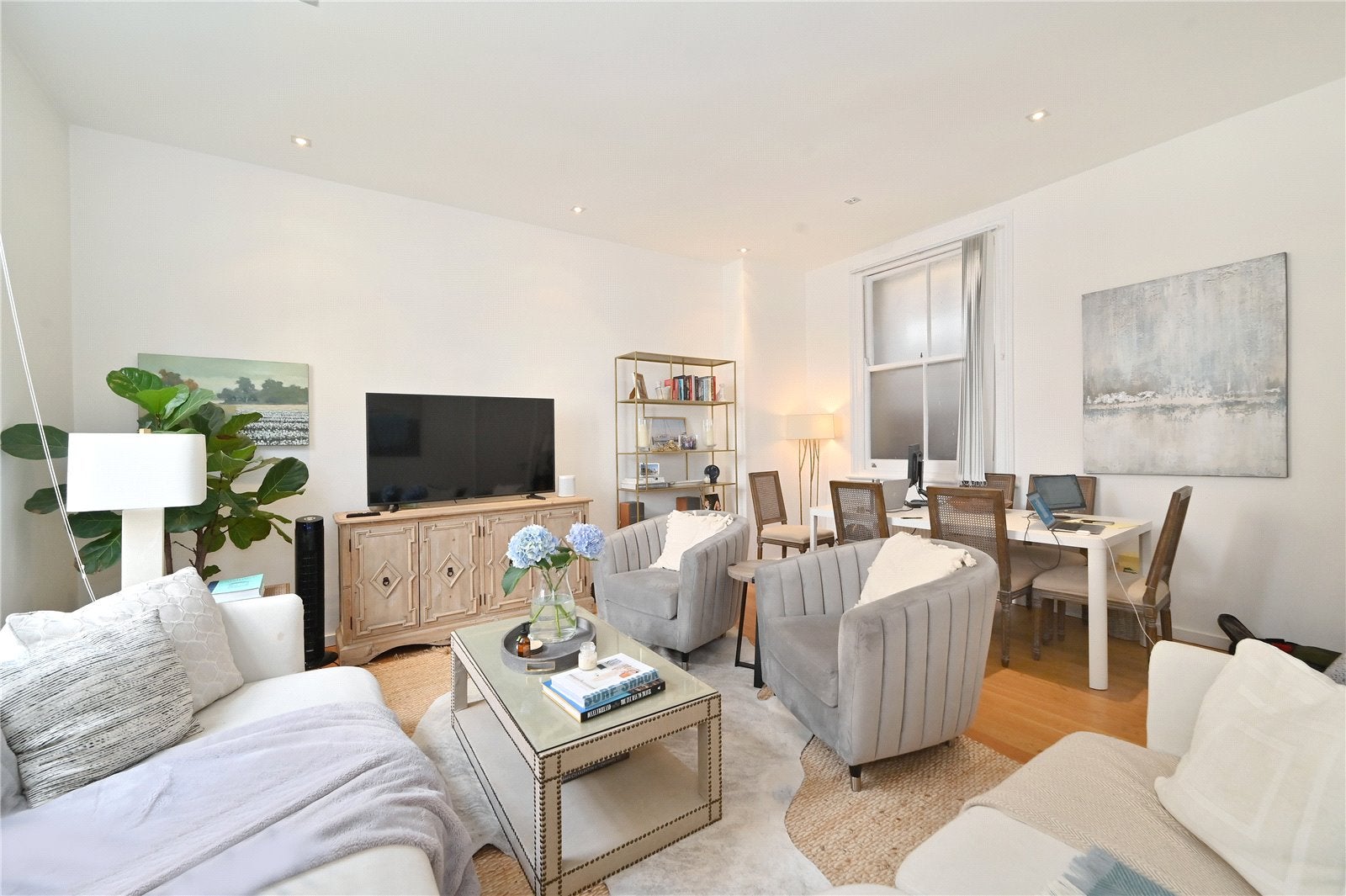 Flat Bingham Place in City of Westminster
