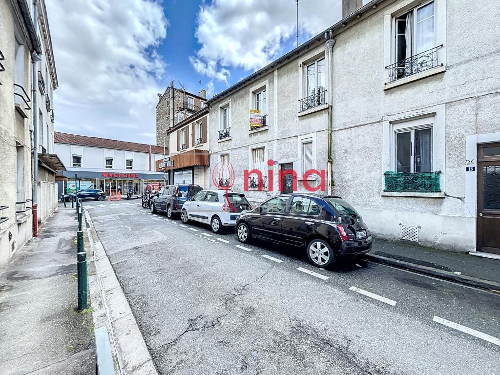 Flat Rue Voltaire in Alfortville