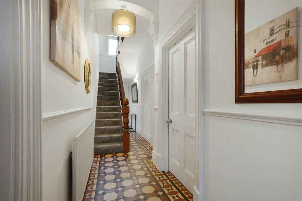 Room Maidstone Road in Chatham
