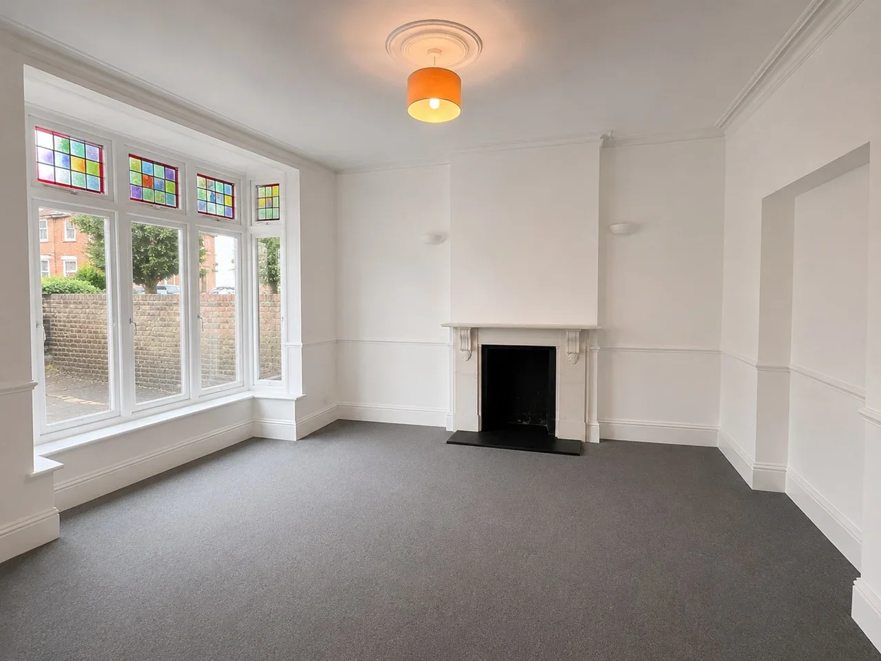Room Maidstone Road in Chatham