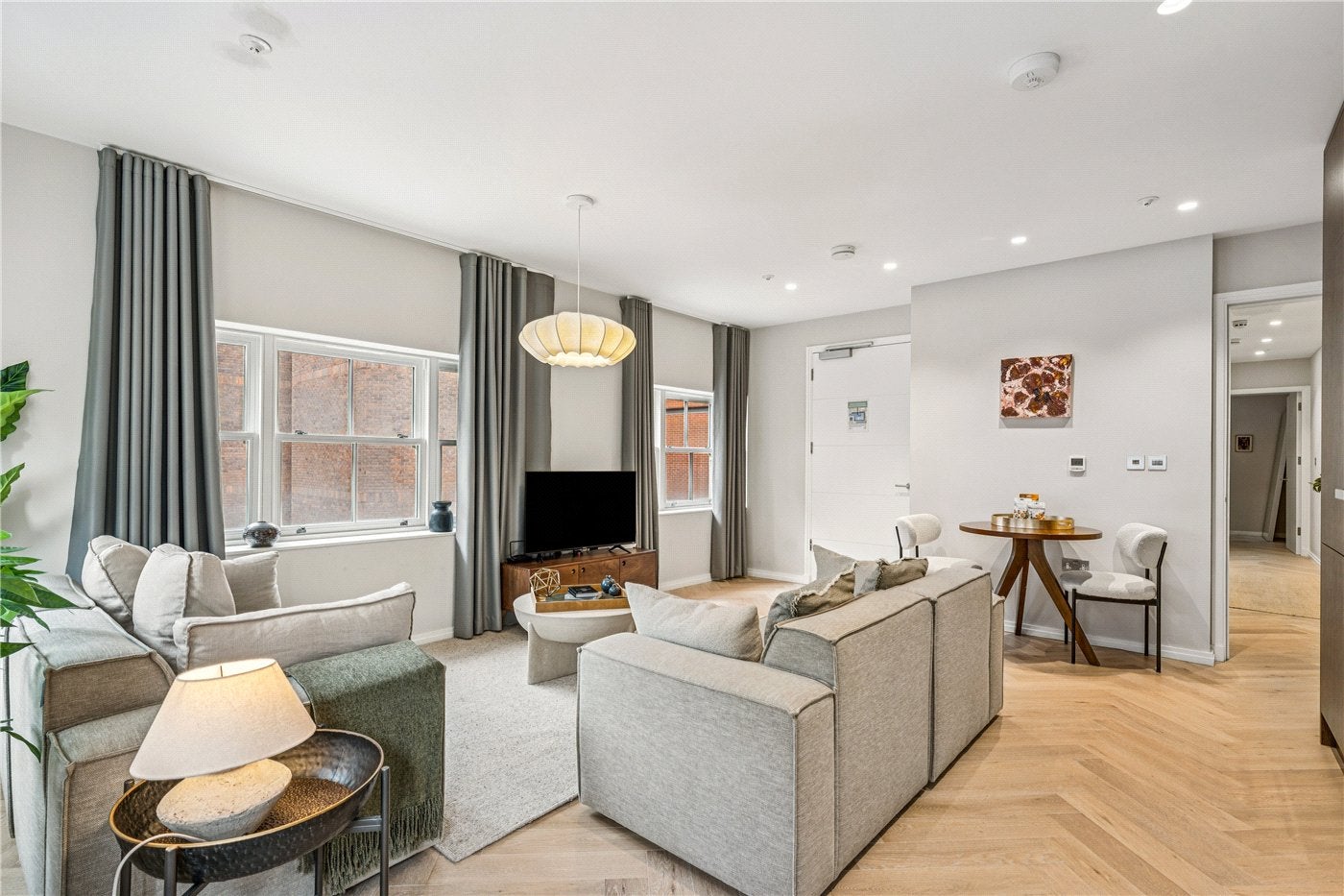 Flat Stukeley Street in Greater London