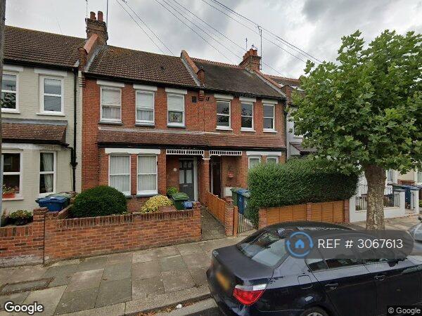 Flat Merivale Road in Greater London