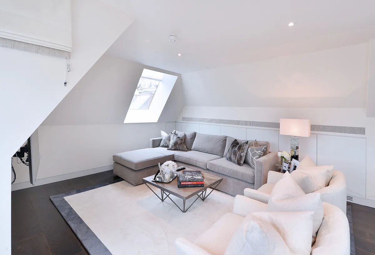 Flat Duke Street in City of Westminster