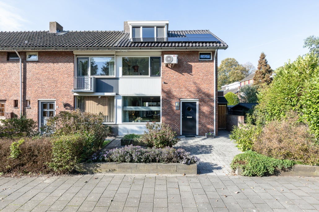 Huis Anna Paulownalaan 23 in Waalre