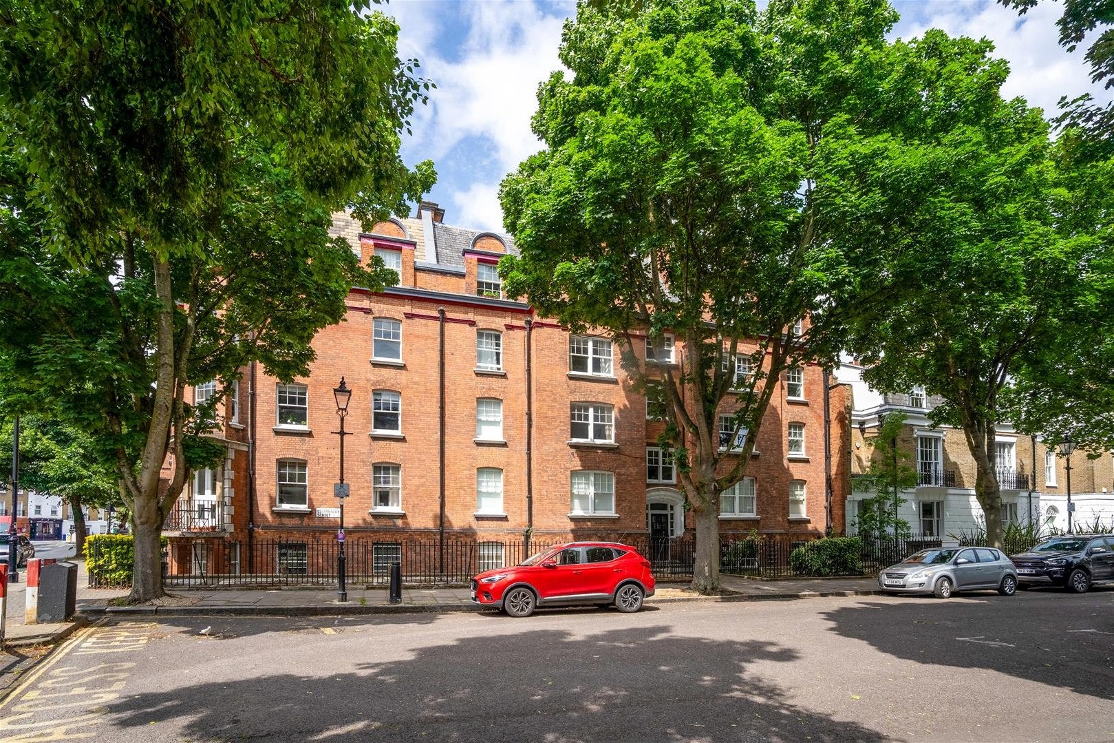 Flat Cloudesley Place in Greater London