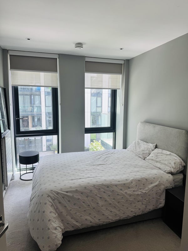 Room Exhibition Way in Greater London