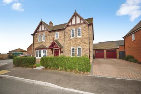 House Hoplands Road in East Lindsey