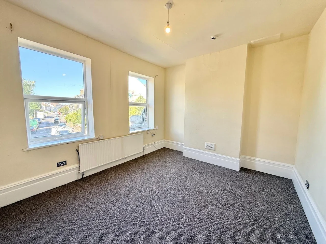 Flat High Road Leyton in Greater London